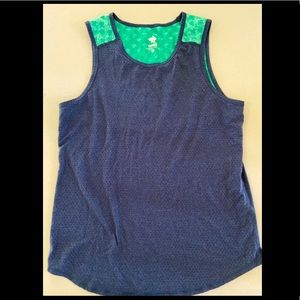 Run in Rabbit tank Size M